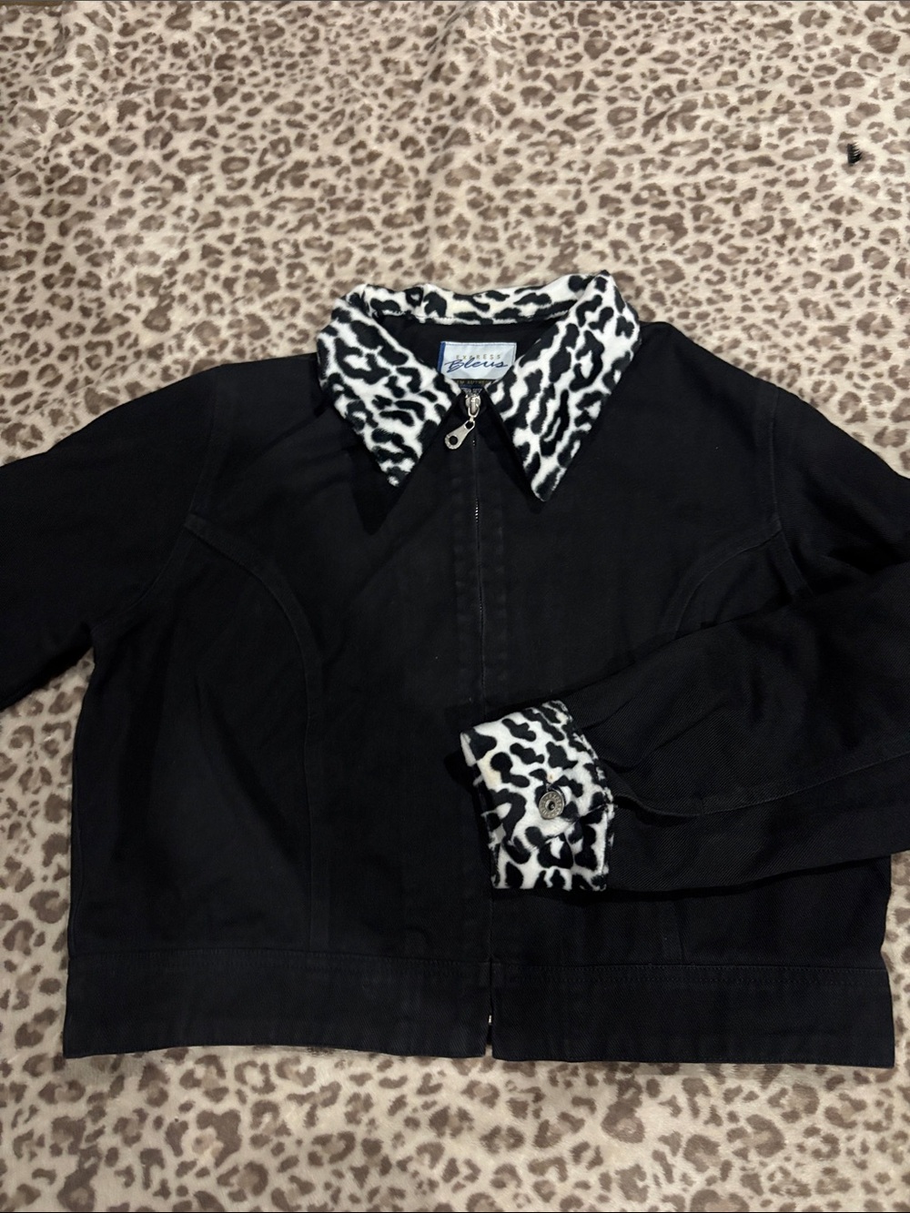 Vigoss Black Jean Jacket with Black-and-White Leopard Collar & Cuffs